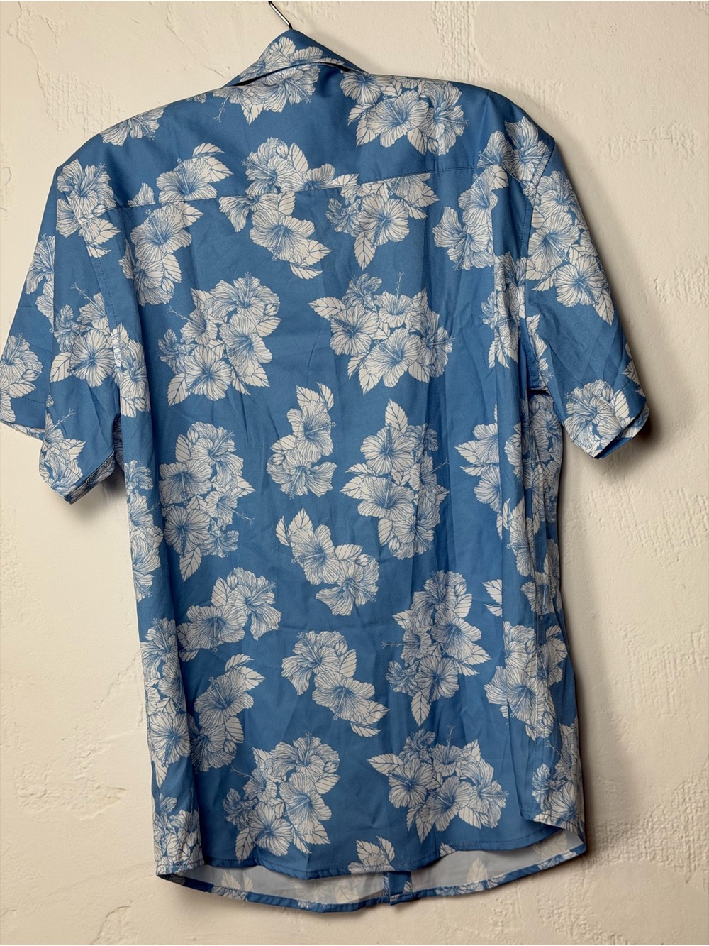 Casual Blue Floral Short-Sleeve Button-Down Shirt -Medium - Picture 10 of 16
